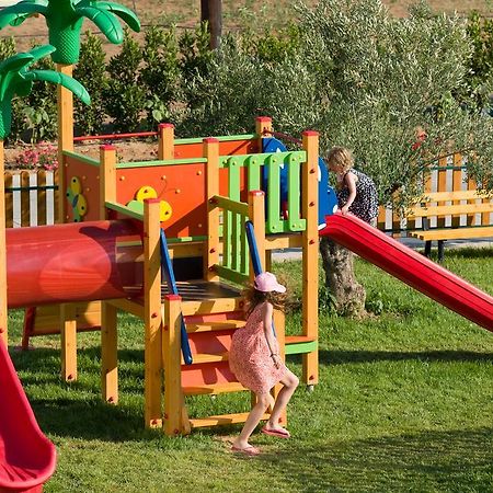 Buca Beach Resort Мессиния Экстерьер фото